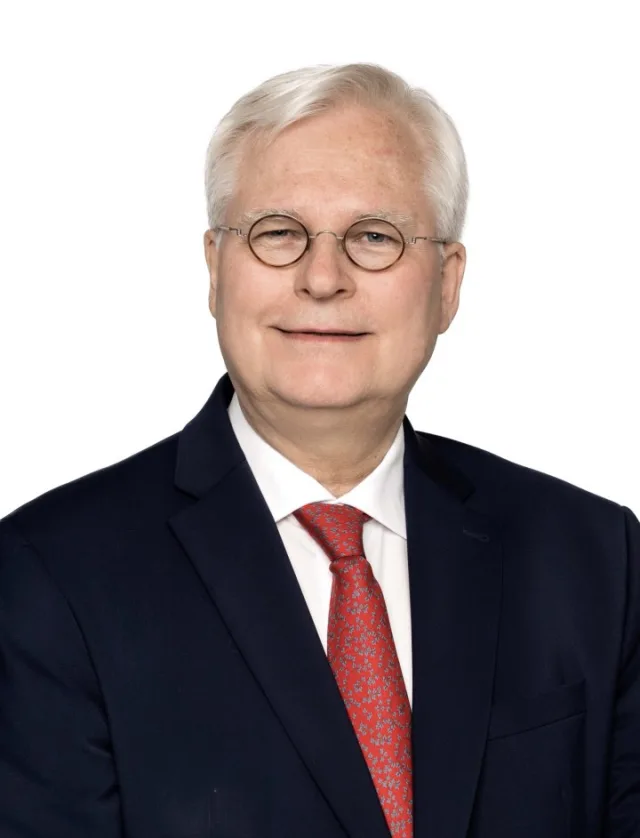 Dr Mathias Schlichting
